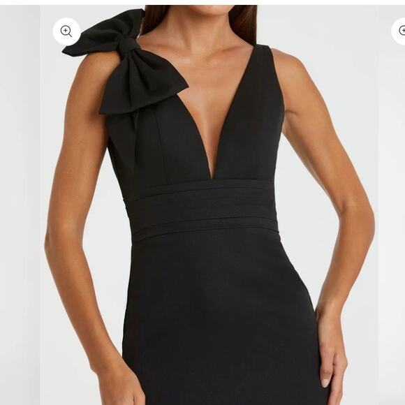 MAC DUGGAL Sleeveless V Neck Bow Detail Mermaid Maxi Gown NWT Black, Size 10 - Picture 3 of 16